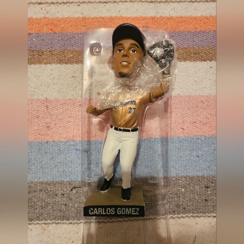 2013 Milwaukee Brewers Carlos Gomez Gold Cerveceros SGA Bobblehead MLB